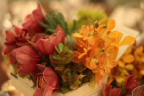 Event-Floral-Design-Orange-and-Red