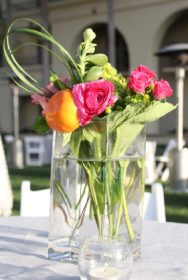 Event-Floral-Design-Oranges-and-Roses